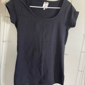 Large plain/basic black short sleeve shirt (NWOT)